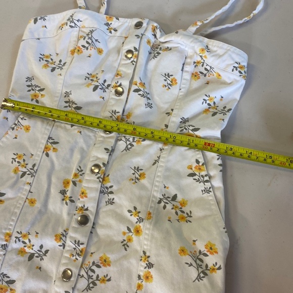 Forever 21 floral White Button Snap Dress bohemian size small has pockets - Picture 8 of 10